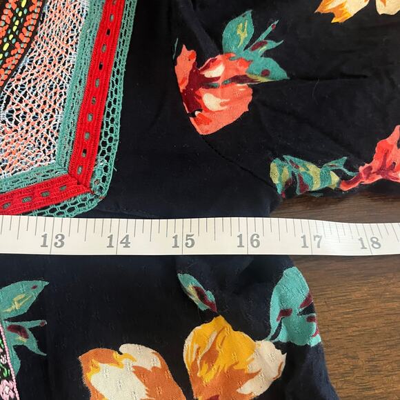 By Anthropologie Dakota Embroidered Square Neck Floral Boho Top Blouse Navy XS - Picture 7 of 9